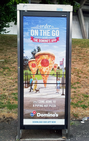 Domino's outdoor advertisement